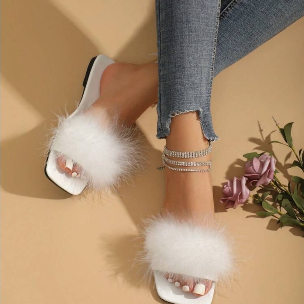 SHEIN White Fluffy Mules